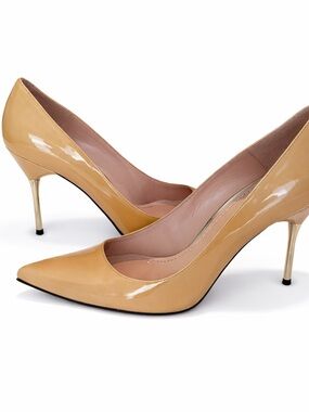 Stuart Weitzman Pointed-Toe Heels